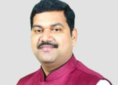 Praveen Pullata made a sensational tweet about the performance of MLAs in the coalition government.