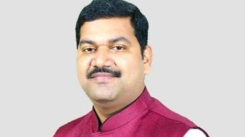 Praveen Pullata made a sensational tweet about the performance of MLAs in the coalition government.