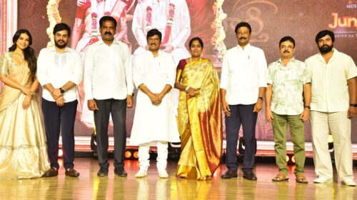 film-shashtipoorthi-showcases-telugu-culture-and-traditions-actor-dr-rajendra-prasad