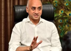 Galla family far from politics