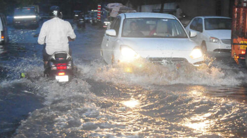 Heavy Rains Lash Visakhapatnam, Throwing Life Out of Gear