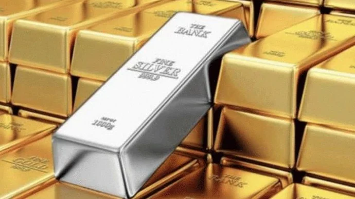 Gold and Silver Prices Halt Rally: Reasons for the Dip and Market Forecast