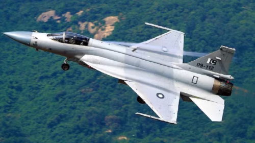 Political Storm in India over Russia's JF-17 Engine Supply; Moscow Expert Dismisses Criticism.
